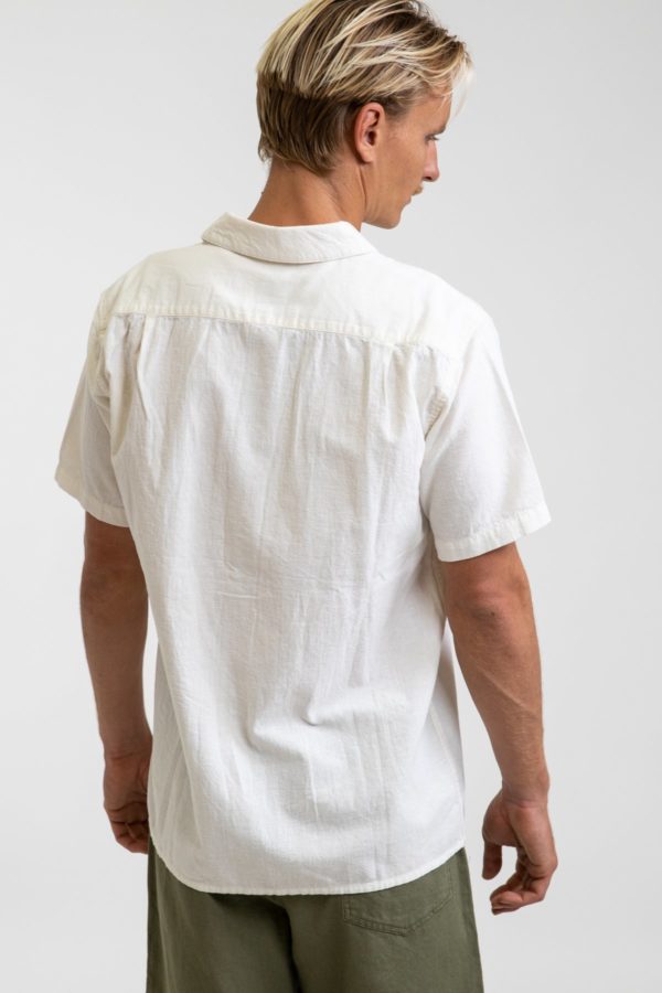 CL21M-WT05-CLASSIC-LINEN-SS-SHIRT-VINTAGE-WHITE-2_1800x1800